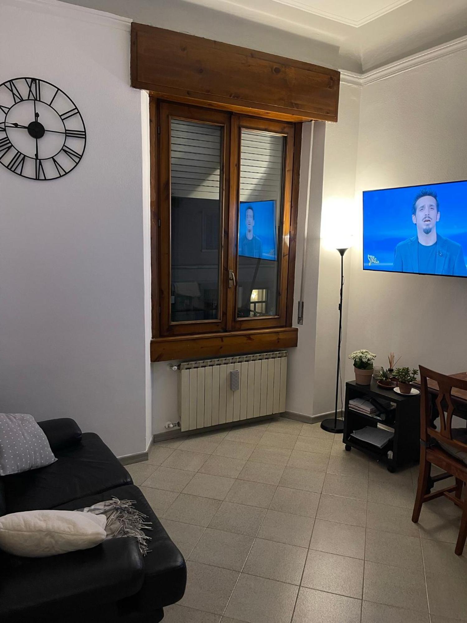 Bilocale Zona Navigli Apartamento Milão Exterior foto