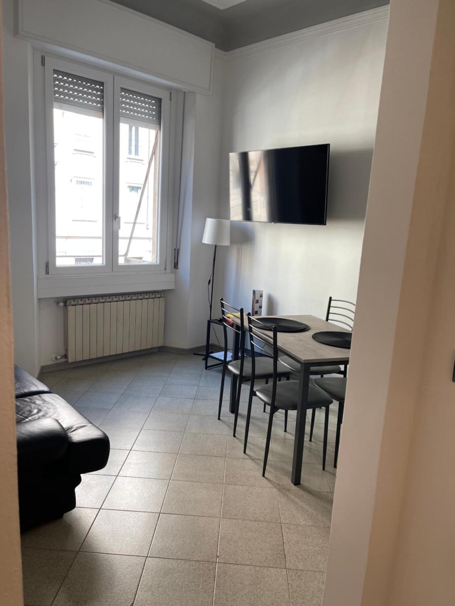 Bilocale Zona Navigli Apartamento Milão Exterior foto